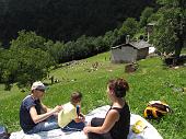 Festa d'estate in 300 a Pusdosso nella bella calda giornata del 26 luglio 2009 - FOTOGALLERY